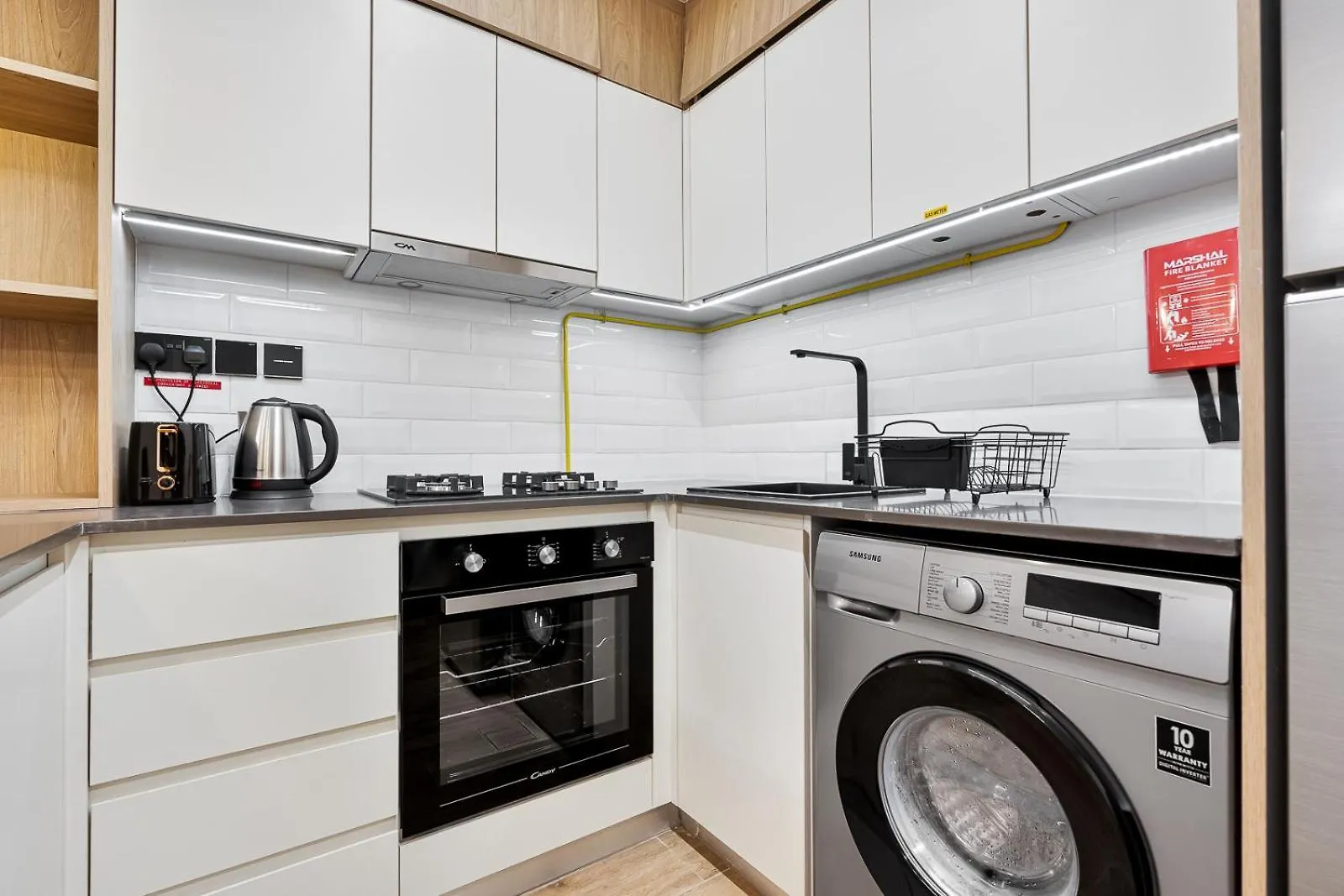 Spacious Studio Apt Pool, Gym And Kid'S Playground Dubai 0*,