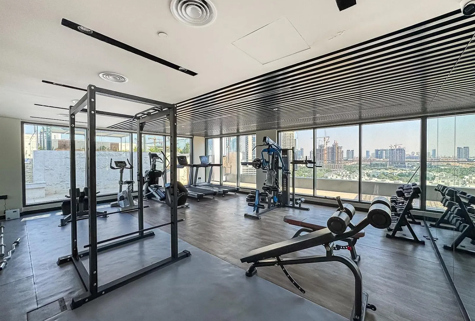 Apartment Spacious Studio Apt Pool, Gym And Kid'S Playground Dubai